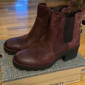 Born Graci chelsea boot *brand new* sz 8.5